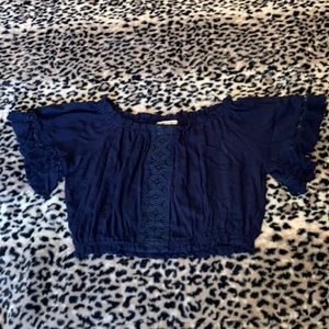 ⭐️5/$10⭐️Off Shoulder Top